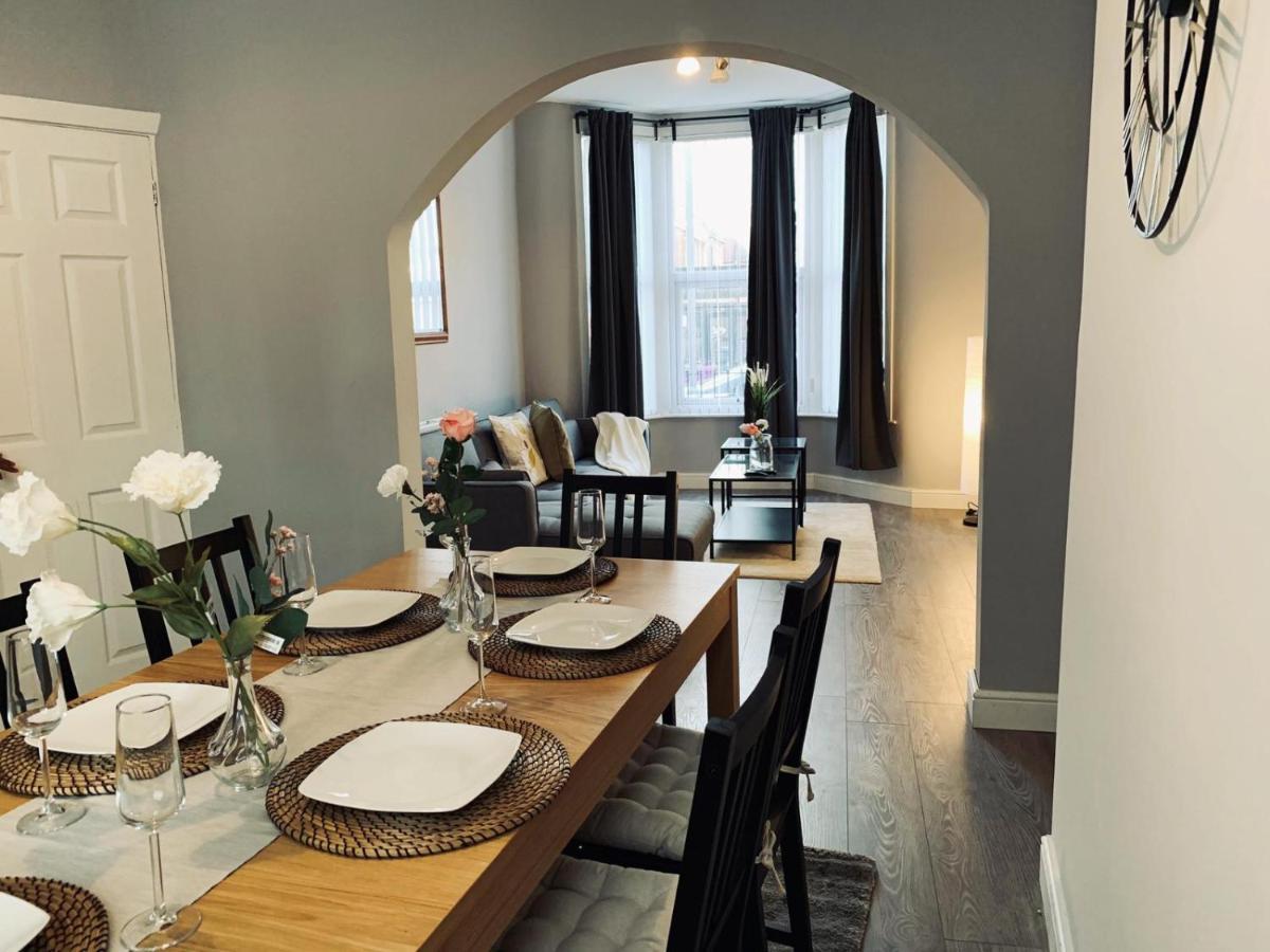 ليفربول Modern & Luxurious Central Home - Free Parking المظهر الخارجي الصورة